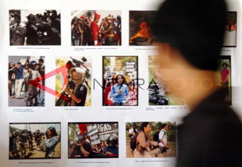 PHOTO EXHIBITION