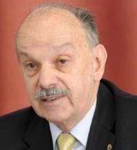 Russian Analyst: Iranˈs N-issue Can Be Settled Based On Intˈl Norms 