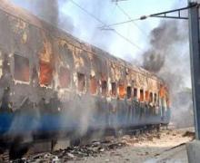 23 Charred To Death As Fire Breaks Out In Indian Train  