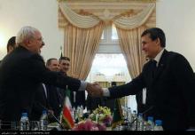 Zarif Calls For Iran-Turkmenistan Joint Capacities To Be Used For Economic Co-op