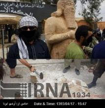 Daesh Terrorists Destroy Assyriansˈ Ancient Statues In Iraq