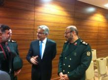 Iran-Pakistan Defense Mins. Call For Joint Confrontation With Terrorism