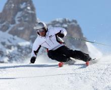 Iran ranks first at Turkey intˈl Alpine skiing competition