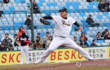 Hanwha Eagles starting pitcher Ryu Hyun-jin pitches against the Kia Tigers during a Korea Baseball Organization preseason game at Hanwha Life Eagles Park in Daejeon, 160 kilometers south of Seoul, on March 12, 2024. (Yonhap)
