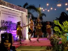 Members of Papuan Students Association (IMMAPA) dancing in Kesiman, E Denpasar, Bali. (ANTARA/Bali)