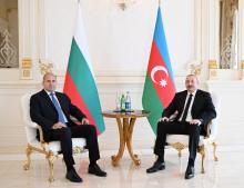 Baku, May 8, AZERTAC  Ilham Aliyev, President of the Republic of Azerbaijan, held a one-on-one meeting with Rumen Radev, President of the Republic of Bulgaria.