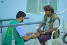 Supported by KSrelief, 446 People Benefit from Services of Artificial Limbs Center in Seiyun, Yemen in March