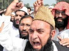 Pakistan Min. Announces $100,000 Bounty For Killing Anti-Islam Film Producer 