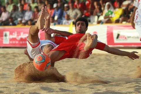 Iran Qualifies For Semifinals For Beach Soccer Championship 2013
