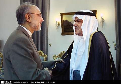 Iranian FM Salehi meets with outgoing ambassadors of Georgia and Saudi Arabia to