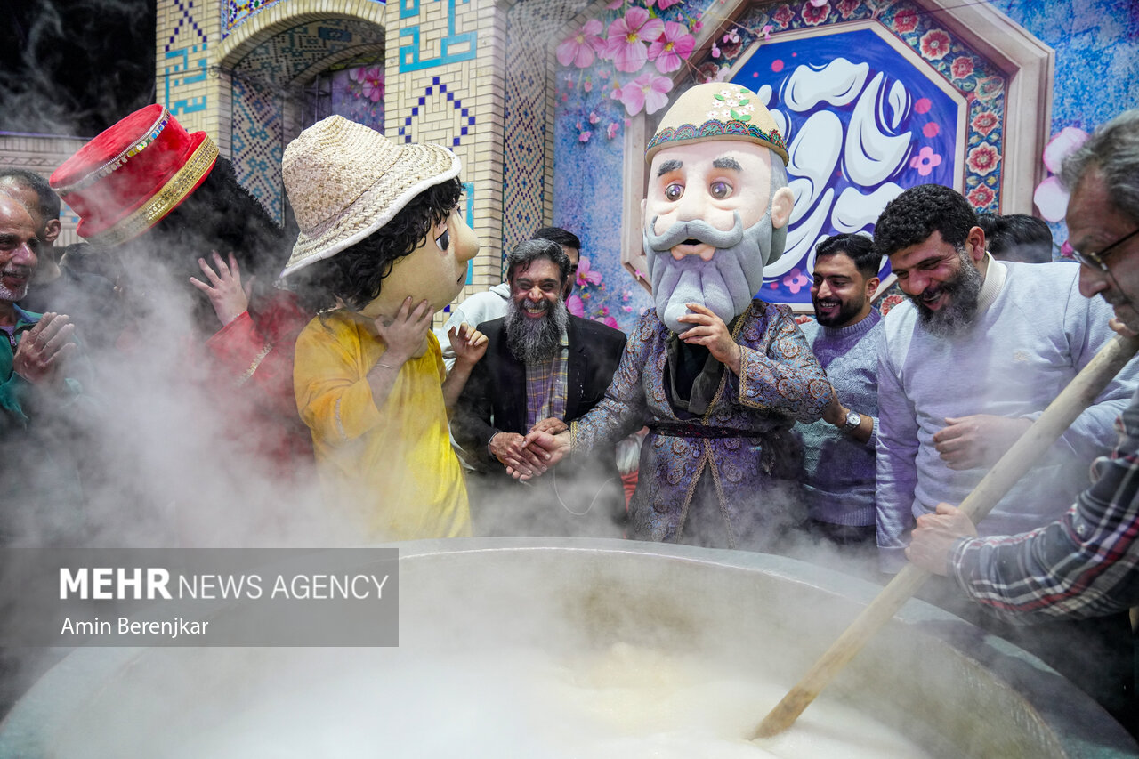 Cooking 30 Tons of "Samani" in Shiraz