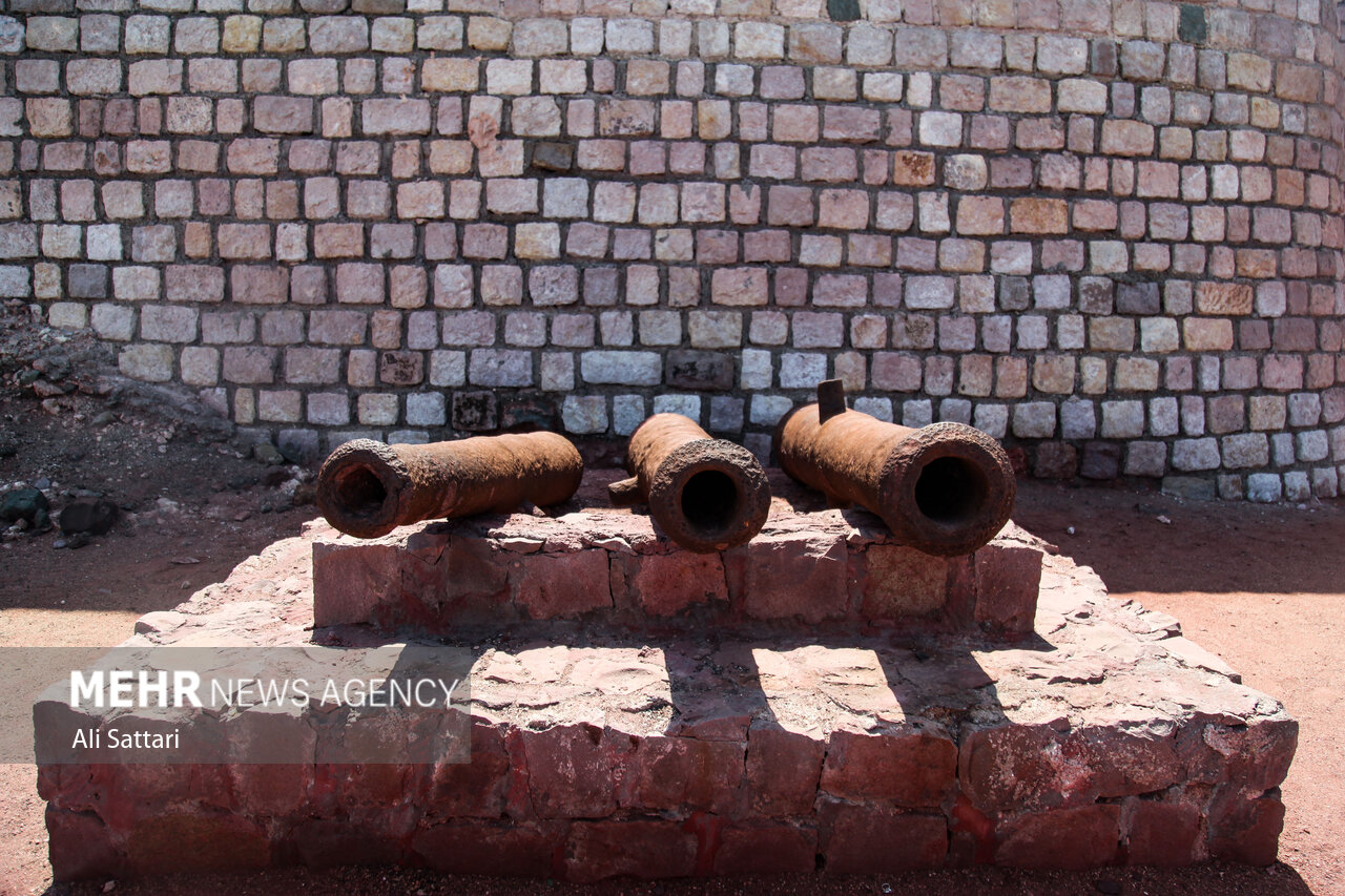 Must-see Hormuz Portuguese Castle in southern Iran