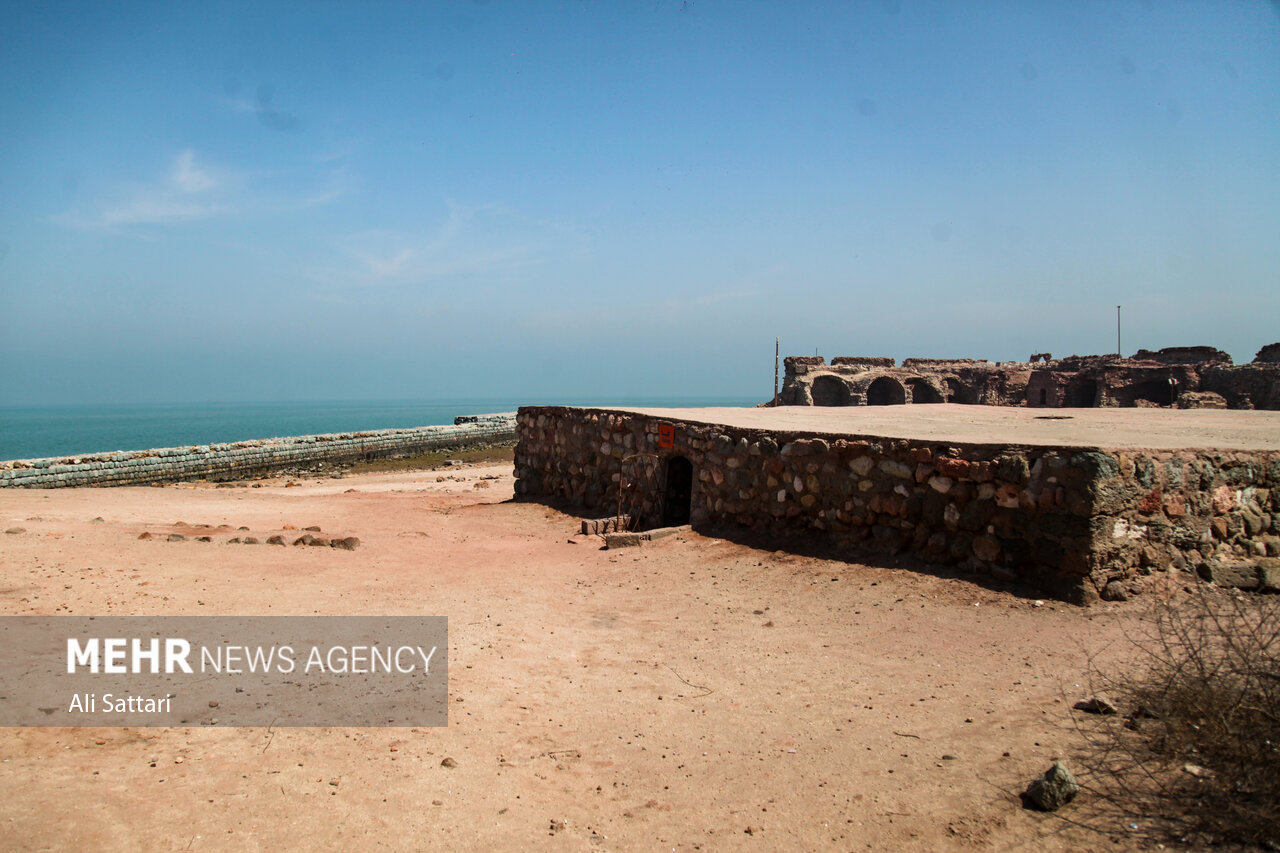 Must-see Hormuz Portuguese Castle in southern Iran