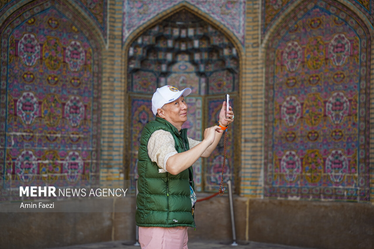 Foreign tourists visit Nasir al-Mulk Mosque in Shiraz