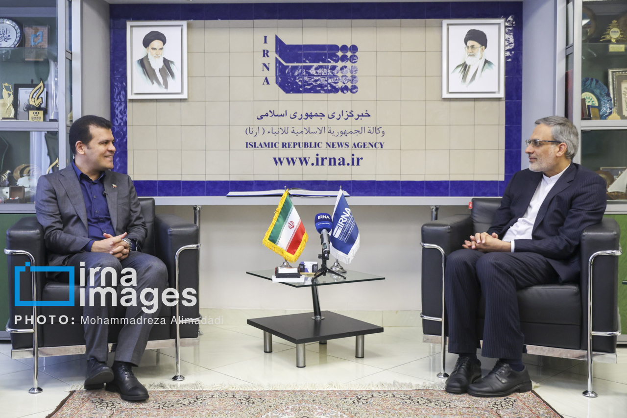 Vice president for scientific affairs tours IRNA