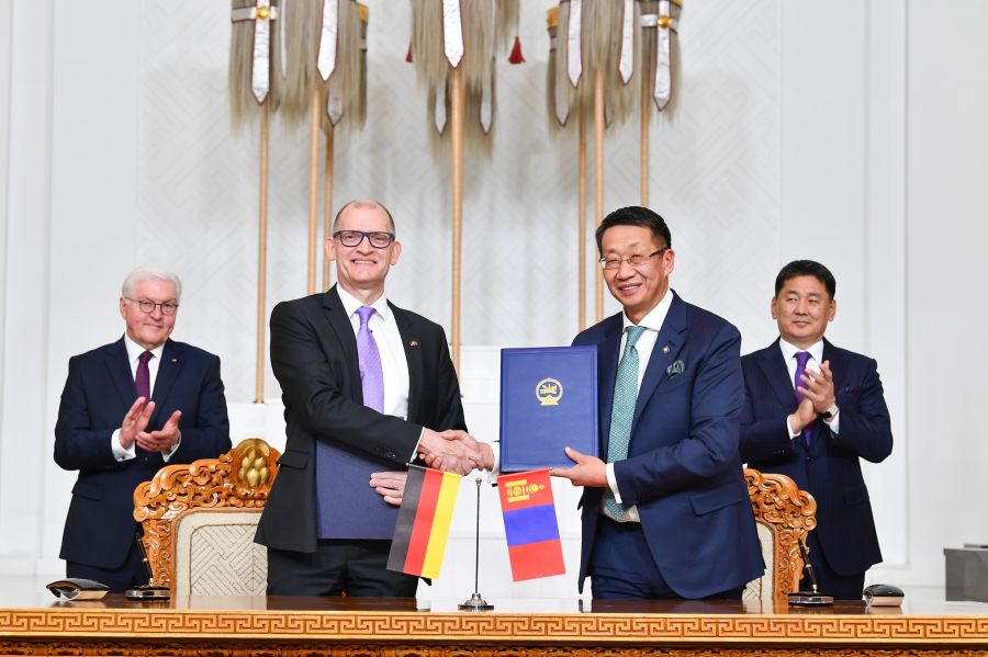 Signing Ceremony of Cooperation Documents between Mongolia and Germany