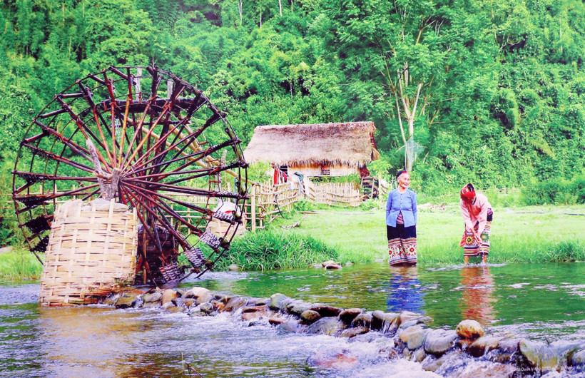 Residents in the buffer zone of the UNESCO-recognised Western Nghe An Biosphere Reserve (Photo: VNA)