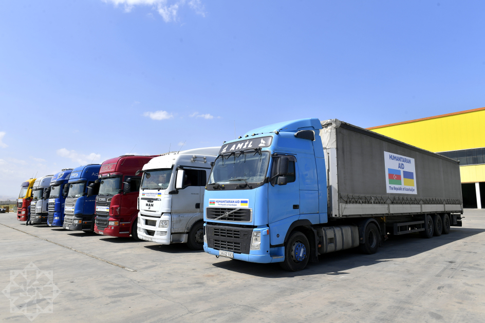 Azerbaijan sends another batch of humanitarian aid to Ukraine