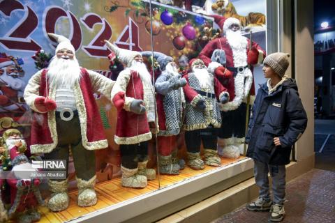 Iranian Armenians getting ready for Christmas, New Year