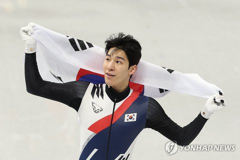 Silver medalist Hwang Dae-heon