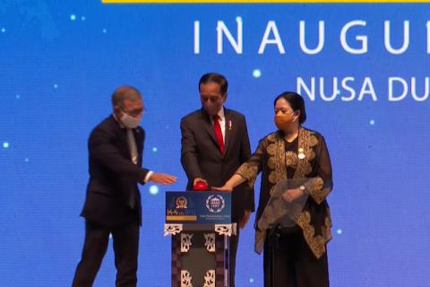 Screenshot of Indonesian President Joko Widodo (center) with the Speaker of the Indonesian House of Representatives Puan Maharani (right) and President of The Inter-Parliamentary Union (IPU) Duarte Pacheco pressing the button to inaugurate the opening of the 144th Assembly Session and sessions related to the IPU in Nusa Dua, Bali, Sunday (March 20, 2022). ANTARA/Gilang Galiartha/ak