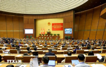 At the national conference on reviewing the implementation of a resolution on streamlining the political system (Photo: VNA)
