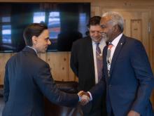 Saudi, Nigerian Foreign Ministers Hold Talks in Davos