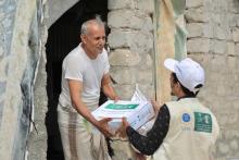 KSrelief Distributes 6,000 Date Cartons in Marib, Yemen