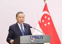 Party General Secretary To Lam delivers a policy speech at Lee Kuan Yew School of Public Policy. (Photo: VNA)