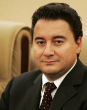 Official: Turkey Does Not Obey US In Anti-Iran Unilateral Sanctions 