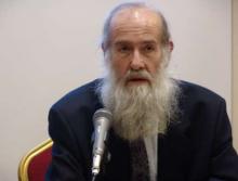 British Campaigner Praises Iran’s Achievements After The Revolution