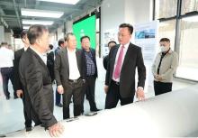 A delegation from Hung Yen province visits Xi’an GSR Energy Storage Technology company (Photo: Hung Yen Newspaper)