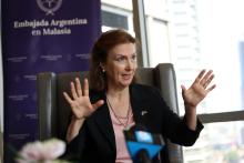 KUALA LUMPUR, March 18 -- Argentine Foreign Affairs, International Trade and Worship Minister Diana Mondino during an interview with Bernama at a hotel, recently.  Mondino, who is here in Malaysia for her inaugural official visit, is expected to have a courtesy call on Malaysian Prime Minister Datuk Seri Anwar Ibrahim on Monday (March 18).  -- fotoBERNAMA (2024) COPYRIGHT RESERVED