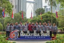 KUALA LUMPUR, April 10 -- Prime Minister and Finance Minister Datuk Seri Anwar Ibrahim (front row, sixth from left) in a group photo with ASEAN and Timor-Leste Finance Ministers and Central Bank Governors on the final day of the 12th ASEAN Finance Ministers and Central Bank Governors’ Meeting (AFMGM) at the Kuala Lumpur Convention Centre (KLCC), today. (Front row, from left) Minister at the Prime Minister’s Office and Second Minister of Finance and Economy of Brunei Dato Dr Amin Liew Abdullah, Secretary of