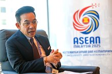KUALA LUMPUR, July 9 -- Director-General of the Department of Information and spokesperson for Thailand's Ministry of Foreign Affairs (MFA), Nikorndej Balankura speaks to reporters on the sidelines of the 58th ASEAN Foreign Ministers’ Meeting and Related Meetings at the Kuala Lumpur Convention Centre today. -- fotoBERNAMA (2025) COPYRIGHT RESERVED