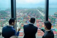 Saudi Minister of Industry Visits Singapore Port