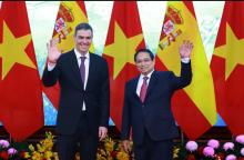 Vietnamese Prime Minister Pham Minh Chinh (R) and President of the Government of Spain Pedro Sánchez. (Photo: VNA)