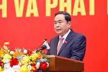 Top legislator chairs national conference on Vietnamese National Assembly’s 80-year history