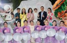 Vietnamese in Singapore join Chingay Parade 2025