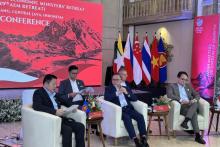 Secretary General of ASEAN Kao Kim Hourn (left) attends the press conference of the 29th ASEAN Economic Ministers' Retreat in Magelang, Central Java Province, on Wednesday (March 23, 2023). (ANTARA/Kuntum Riswan/uyu)