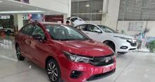 Vietnam’s automobile sales in February plummet 50% year-on-year. (Photo: VNA)