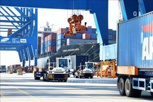 Export activities at Cai Mep - Thi Vai port cluster, Phu My town, Ba Ria - Vung Tau province. (Photo: VNA)