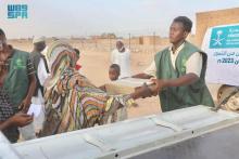 KSrelief Distributes 11,683 Date Cartons in Sudan