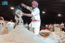 Al-Qurayyat Salt Festival Attracts 30,000 Visitors in Five Days