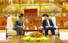 Chairman of the Hanoi People's Committee Nguyen Duc Chung (R) and Indian Ambassador to Vietnam Pranay Verma (Photo: VNA)