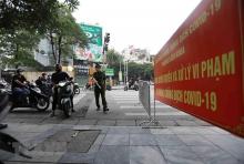 At a COVID-19 checkpoint on Le Thanh Nghi street, Hanoi (Photo: VNA)