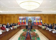 Lao NA President welcomes Vietnamese Party chief