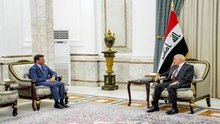 President of the Republic, Abdul Latif Jamal Rashid (right), the UN Secretary-General’s representative in Iraq, Mohamed Al-Hassan (left)
