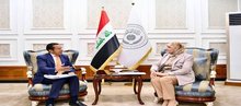Finance Minister Taif Sami (right), Director of the World Bank office for Iraq, the Middle East, and North Africa, Emmanuel Salinas (left)