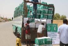 KSrelief Distributes 400 Food Baskets in Sudan's Red Sea State